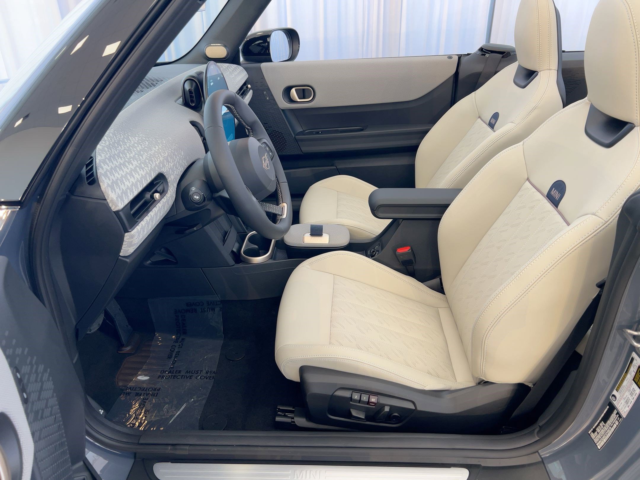 2026 MINI Convertible S - Photo 5
