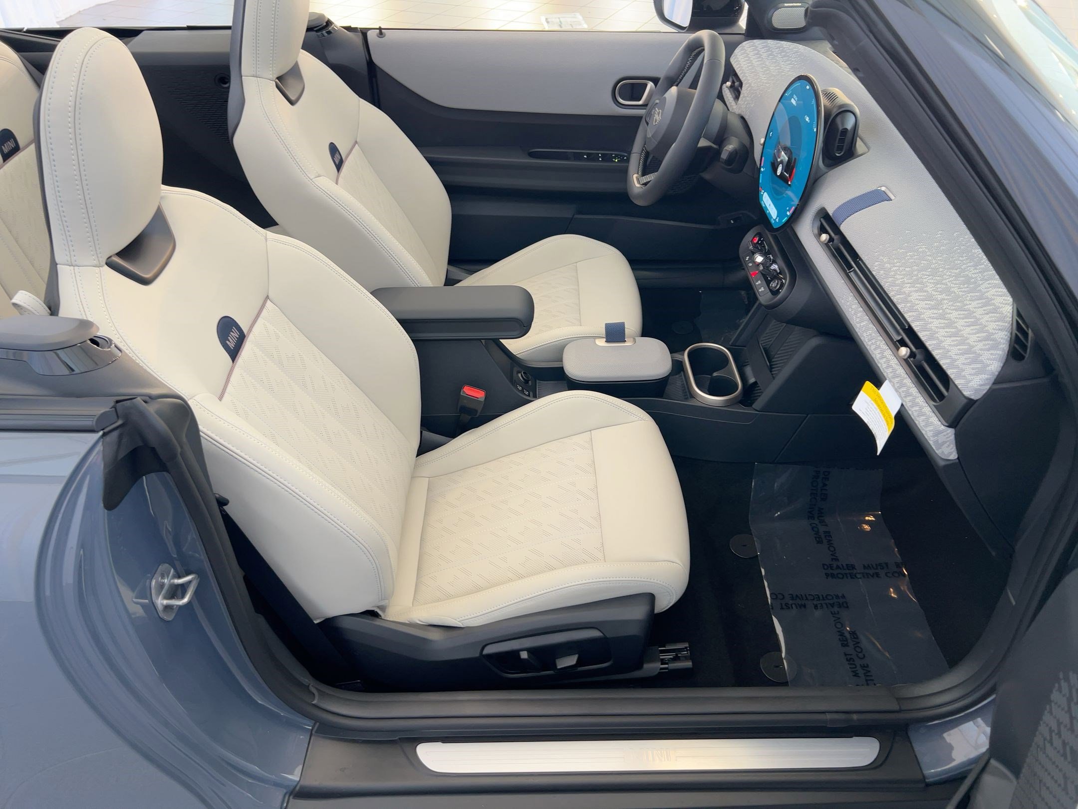 2026 MINI Convertible S - Photo 35