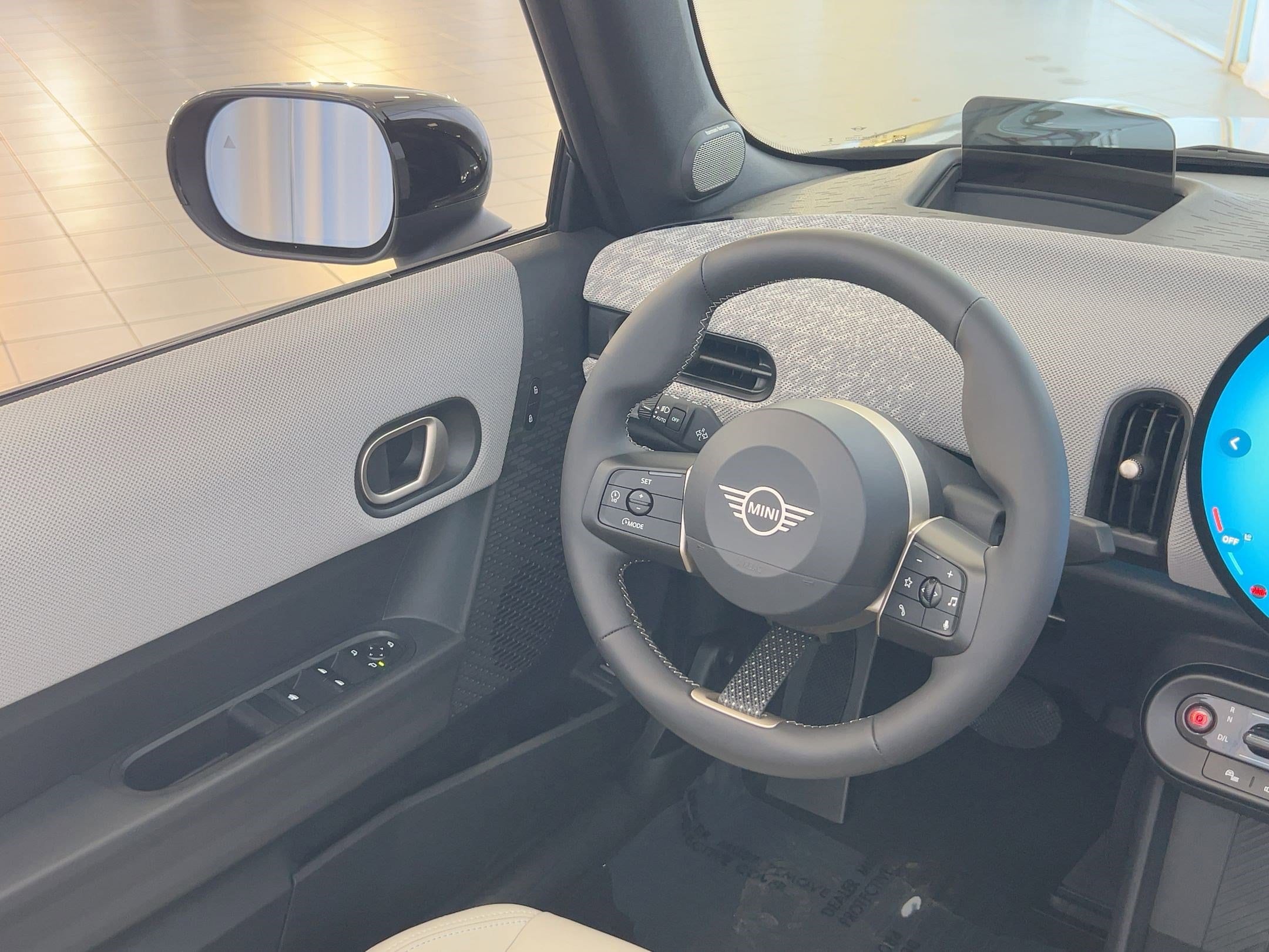 2026 MINI Convertible S - Photo 33