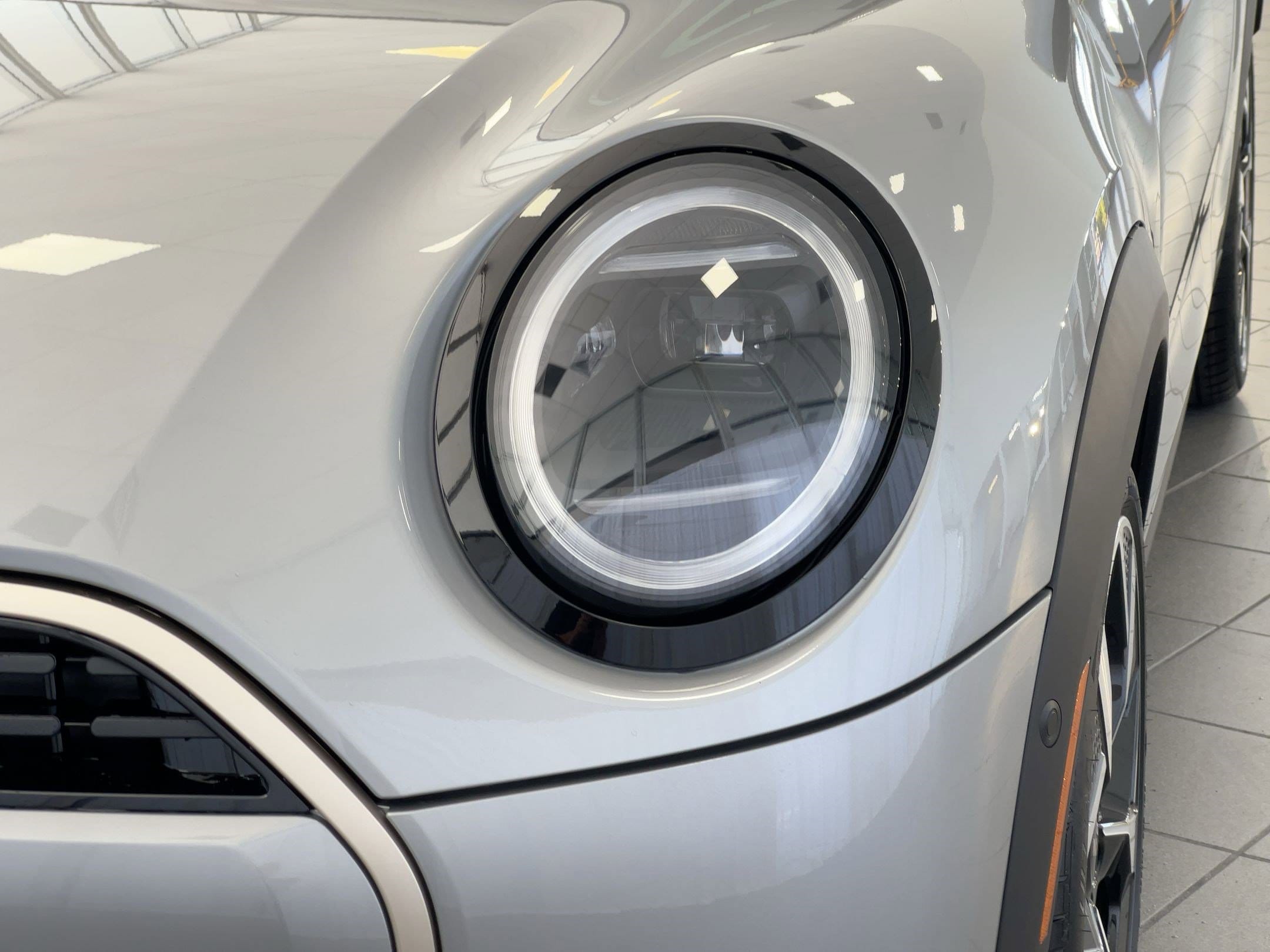 2026 MINI Hardtop 2 Door - Photo 11