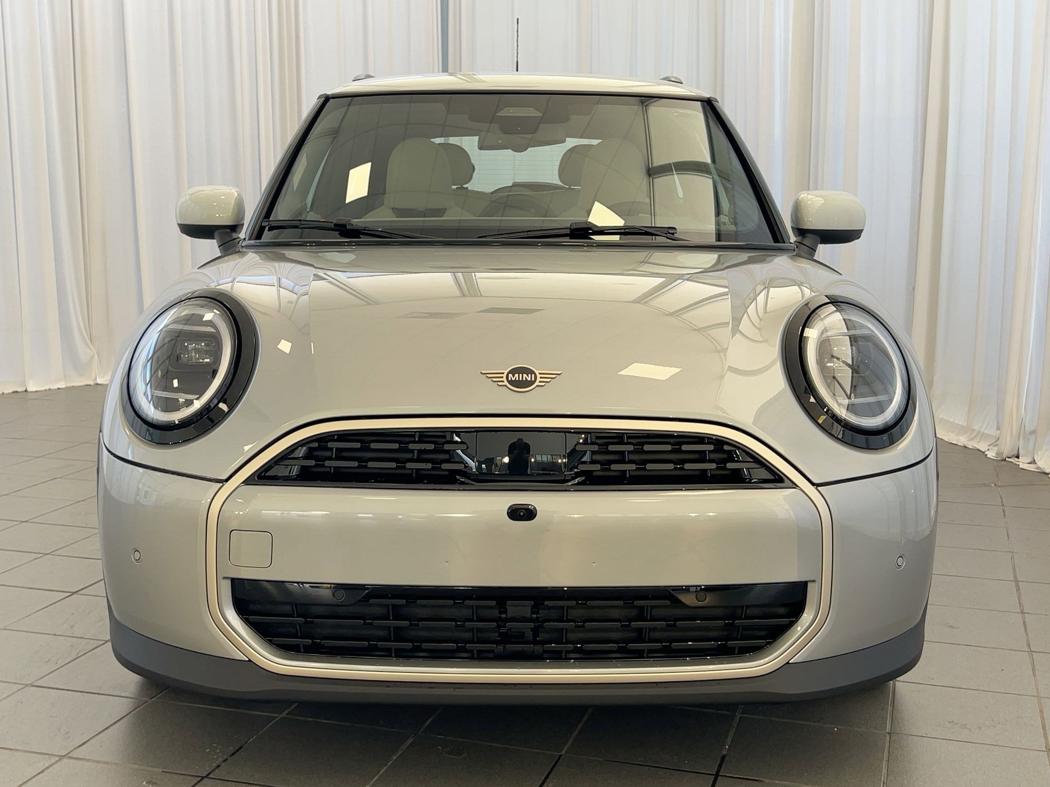 2026 MINI Hardtop 2 Door - Photo 6