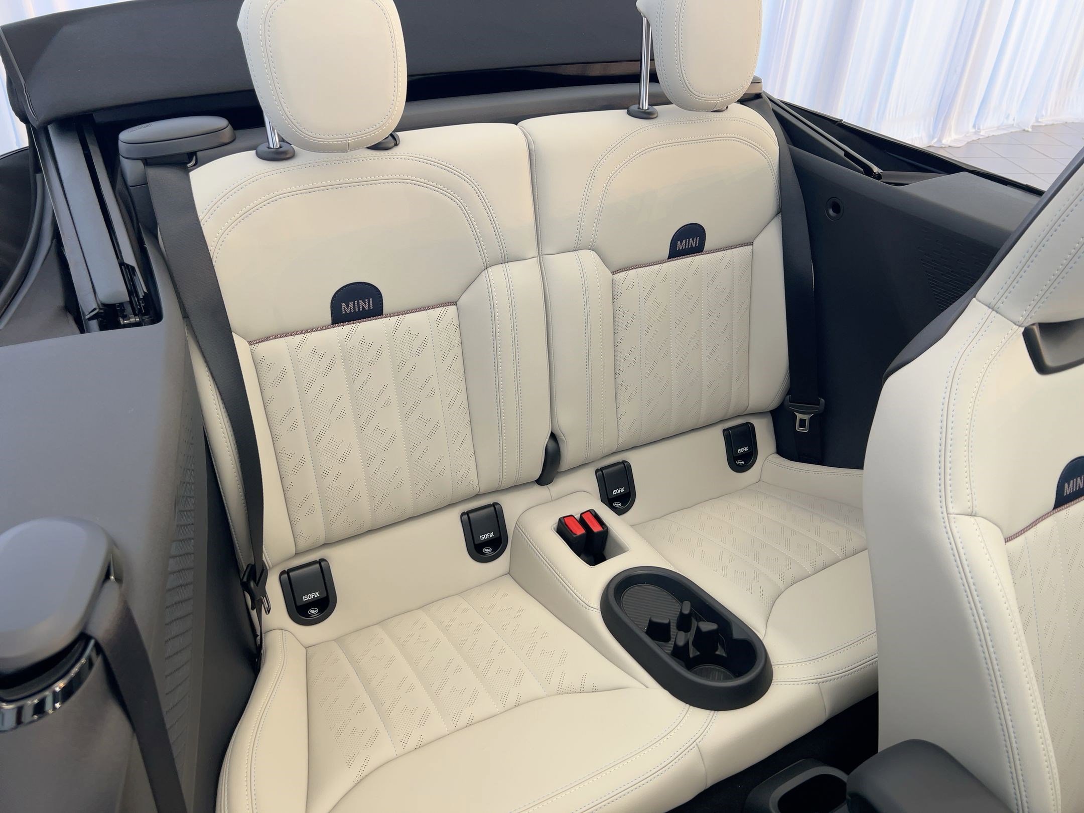2026 MINI Convertible S - Photo 26
