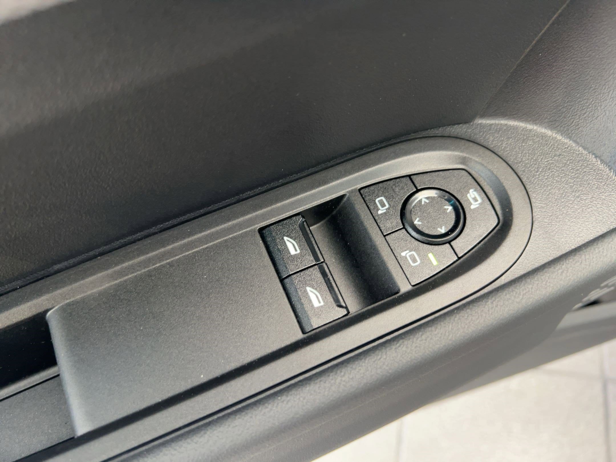 2026 MINI Hardtop 2 Door - Photo 12