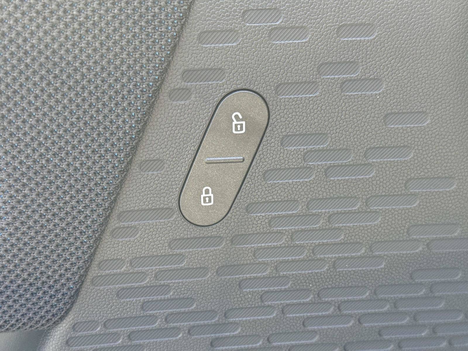 2026 MINI Hardtop 2 Door - Photo 16