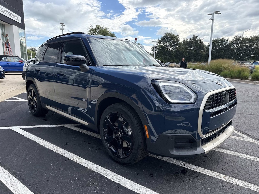 New 2027 MINI Countryman Iconic SUV