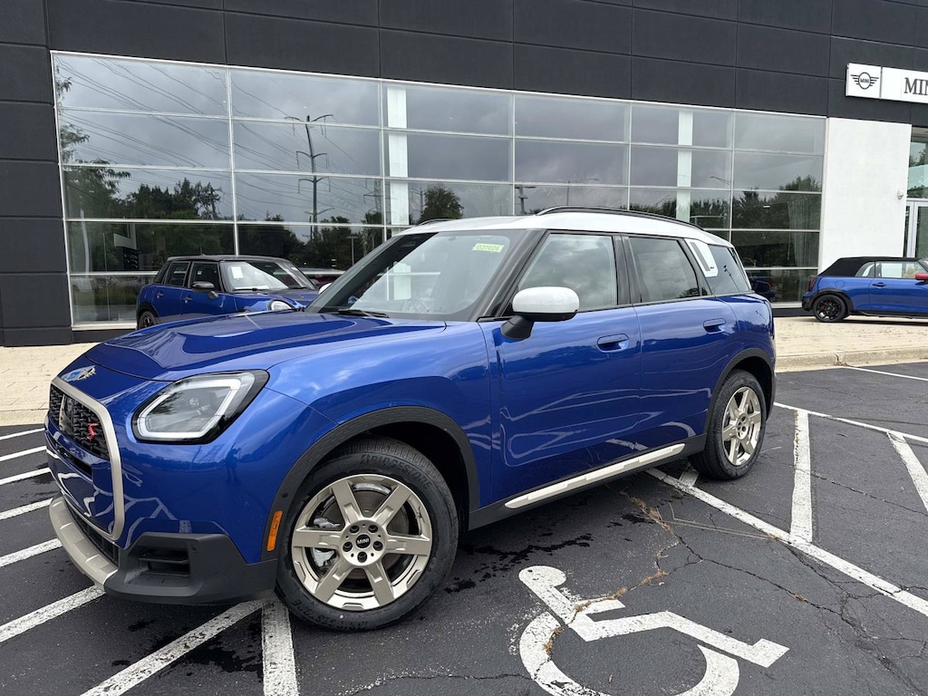 New 2027 MINI Countryman Iconic SUV