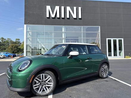 2026 MINI 2 Door Signature Plus Hatchback