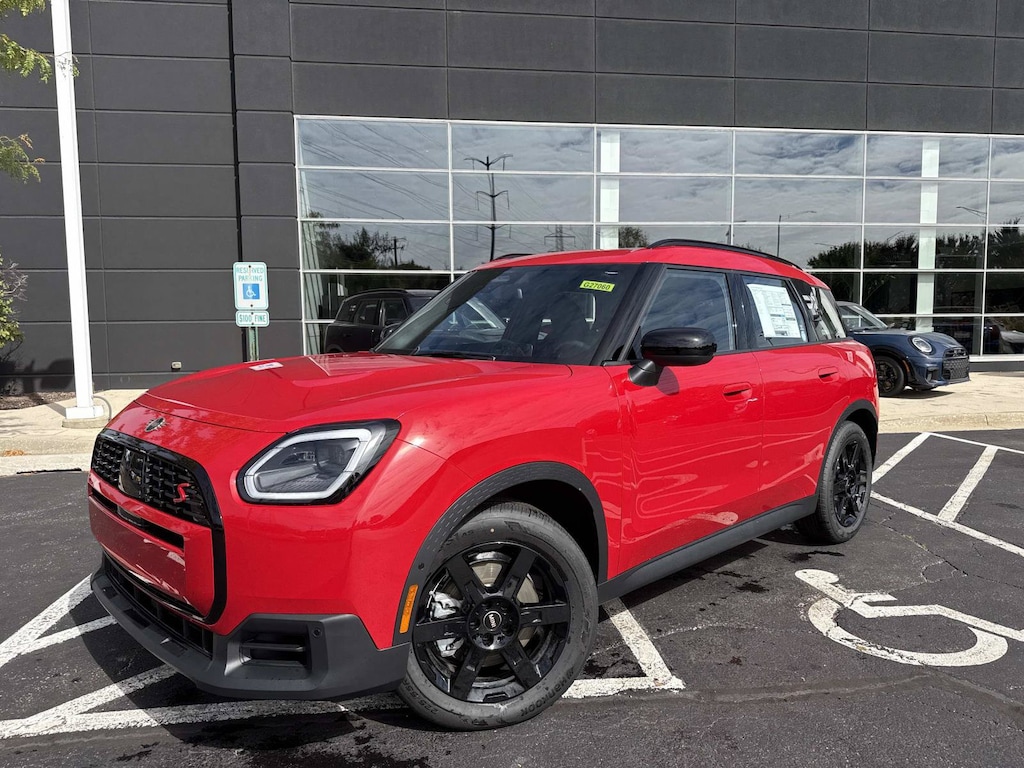 New 2027 MINI Countryman Signature Plus SUV
