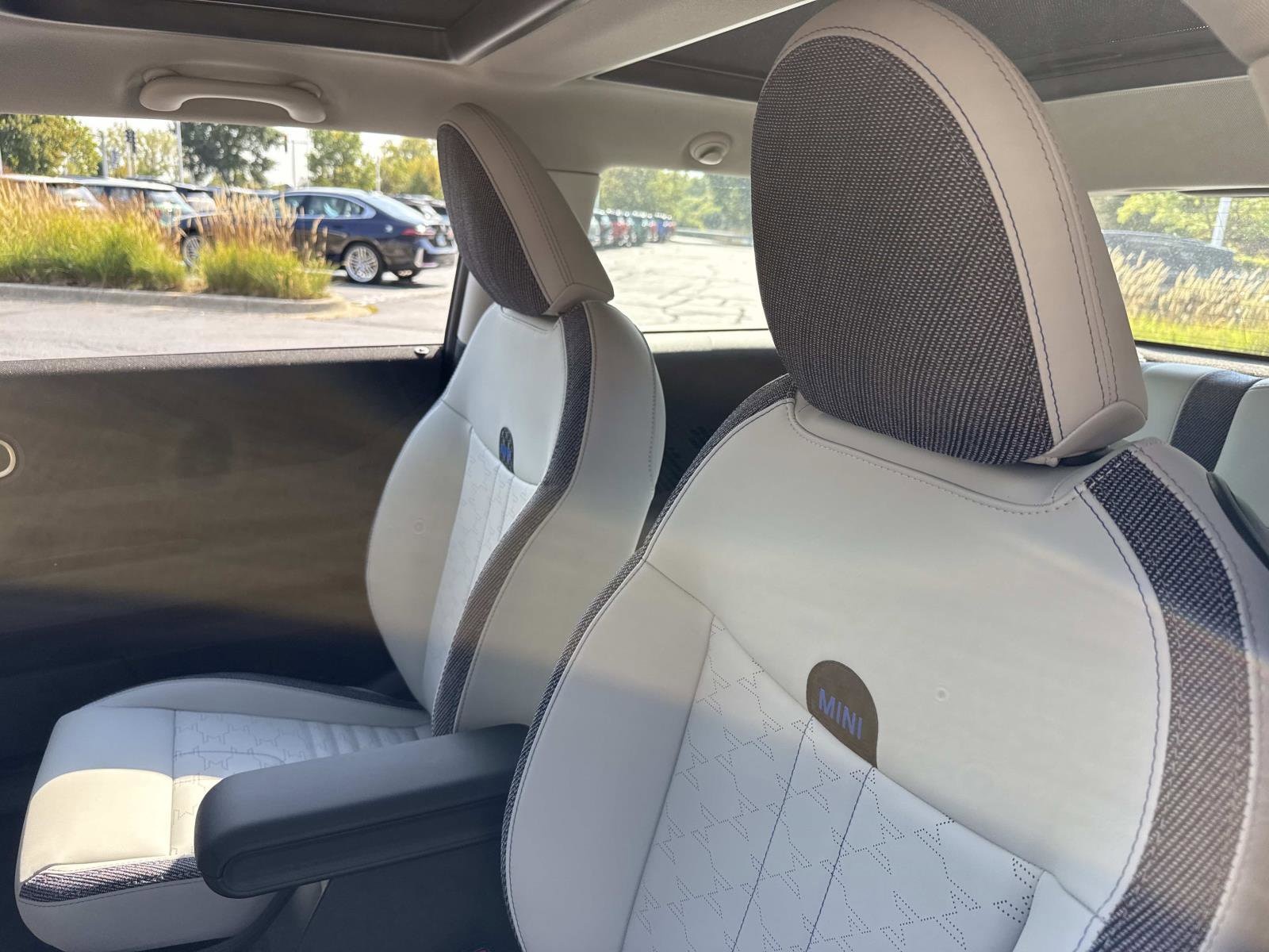 2026 MINI Hardtop 2 Door S - Photo 16