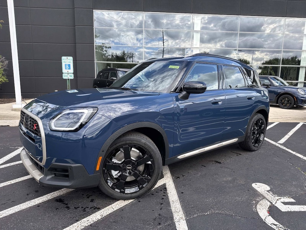 New 2027 MINI Countryman Iconic SUV
