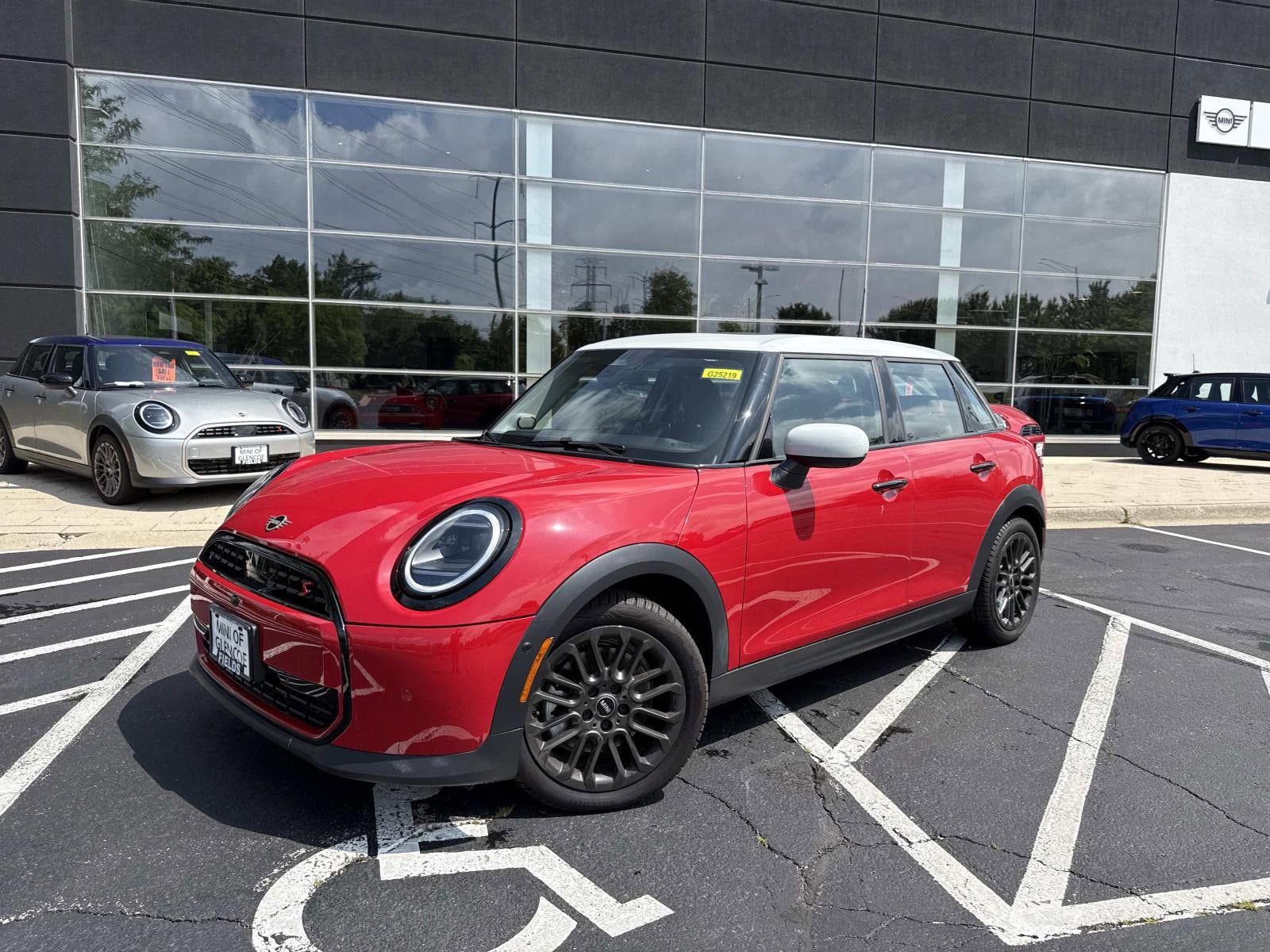 2025 MINI Hardtop 4 Door