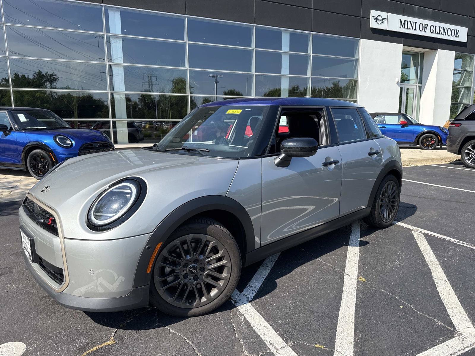 2025 MINI Hardtop 4 Door