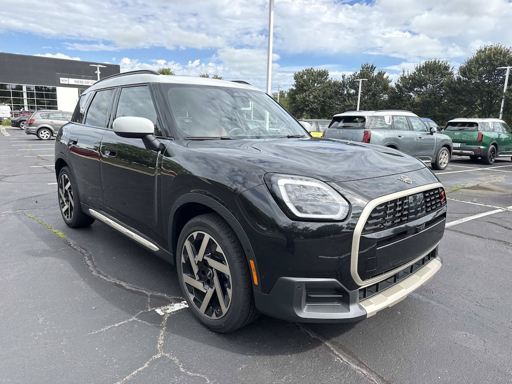 New 2027 MINI Countryman Iconic SUV