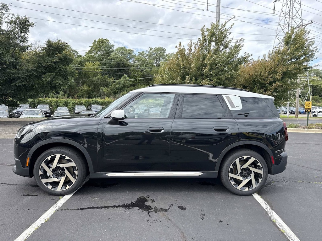New 2027 MINI Countryman Iconic SUV