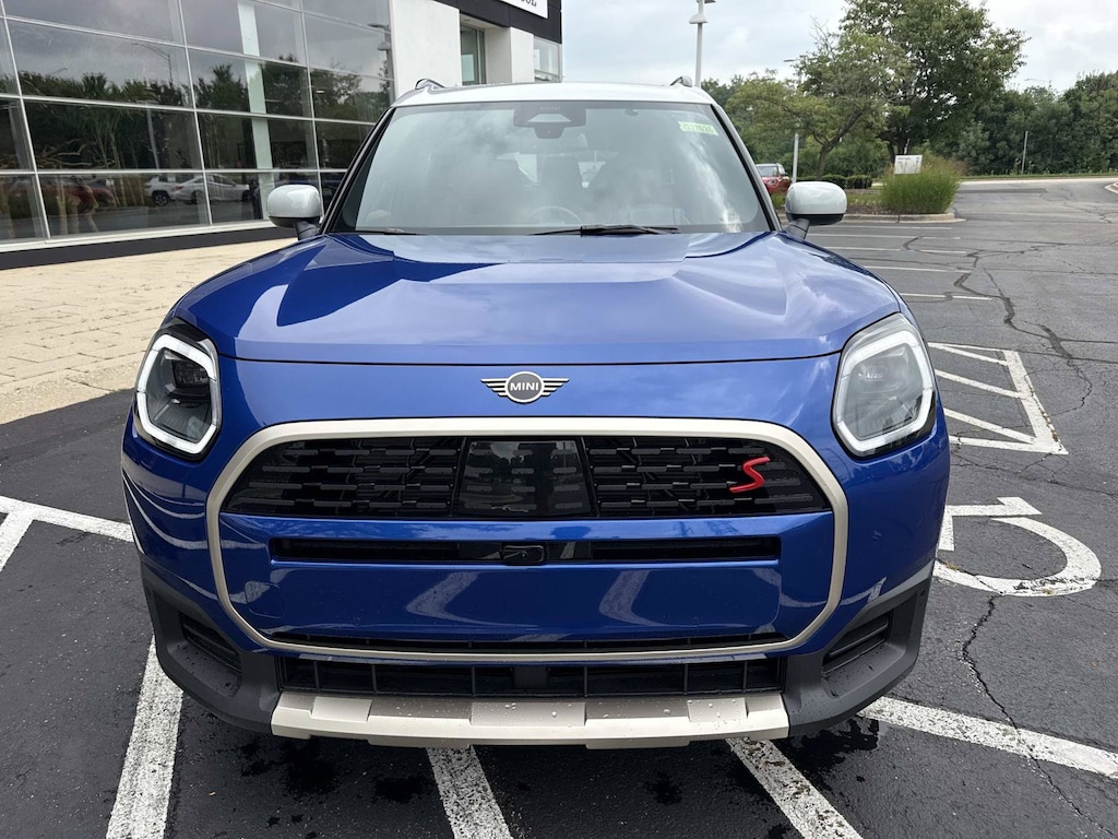 New 2027 MINI Countryman Iconic SUV