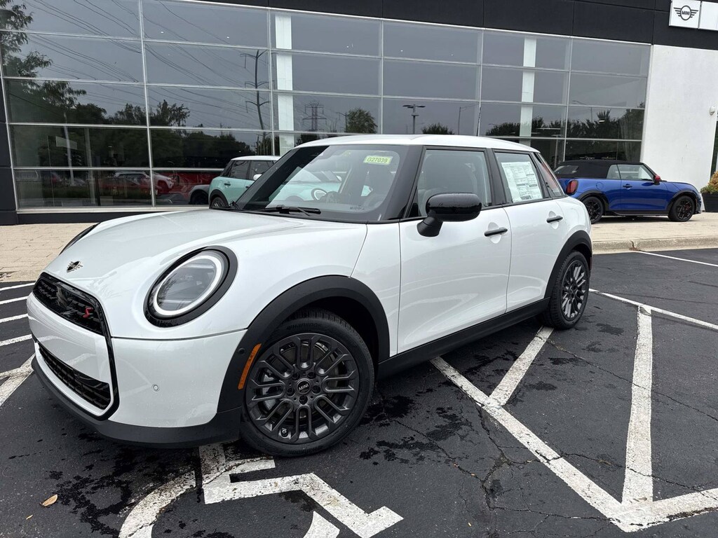 New 2027 MINI 4 Door Signature Plus Hatchback