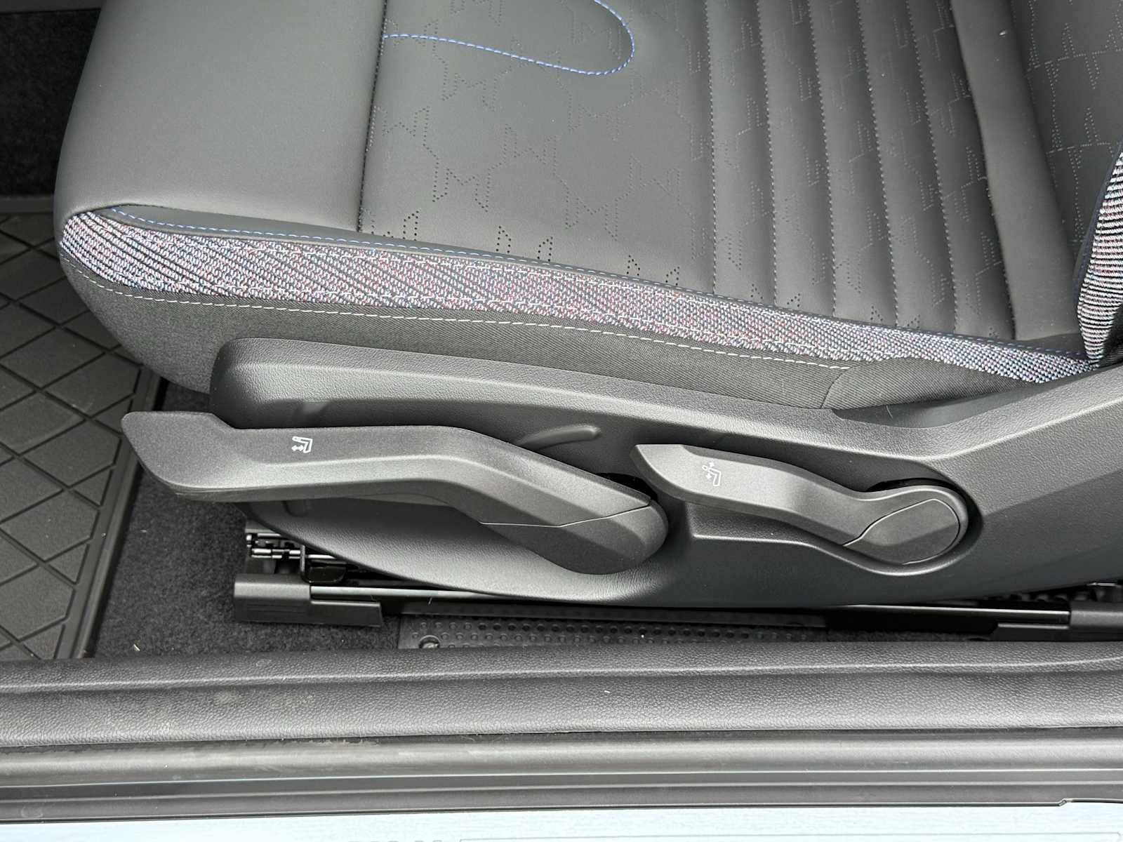 2026 MINI Hardtop 2 Door S - Photo 12