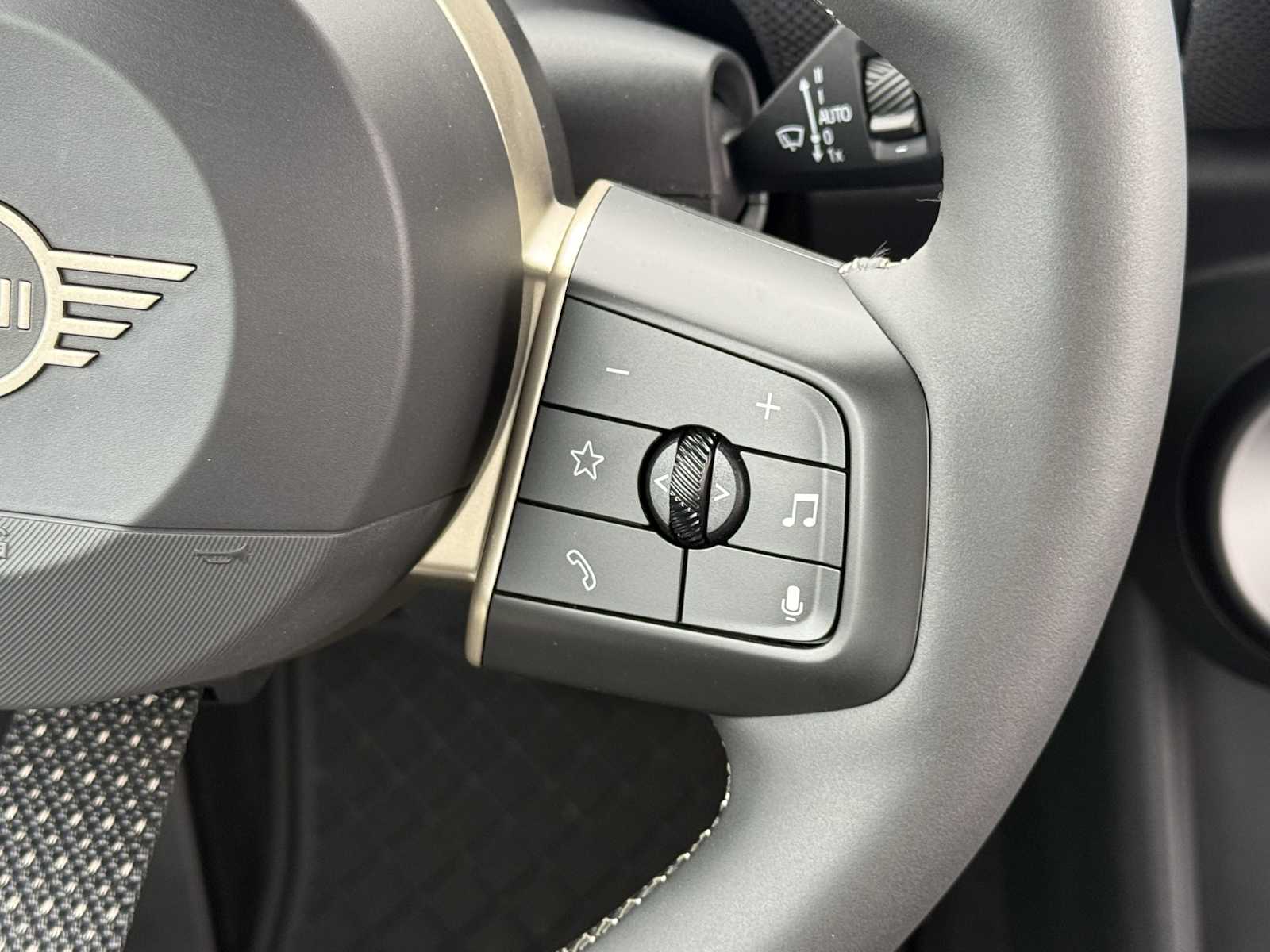 2026 MINI Hardtop 2 Door S - Photo 24