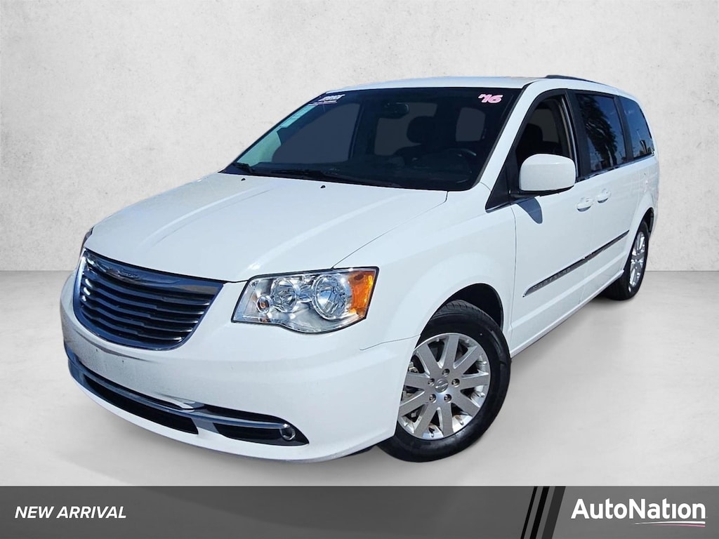 Used 2016 Chrysler Town & Country Touring Van LWB Passenger Van