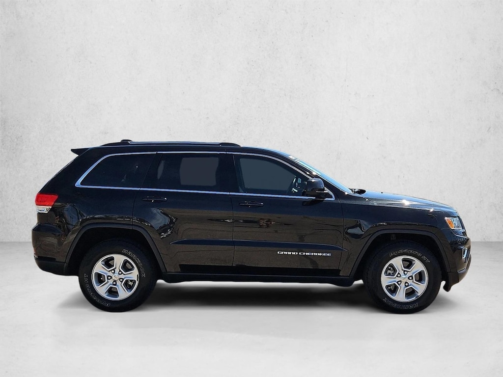 Used 2016 Jeep Grand Cherokee Laredo SUV