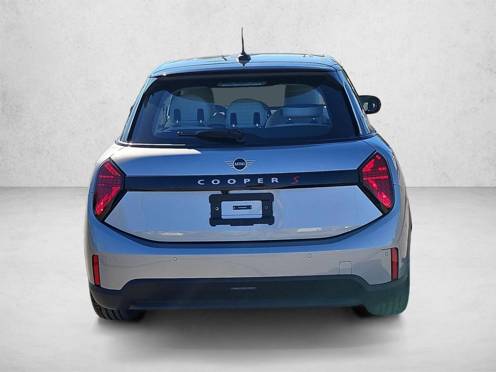 2026 MINI Hardtop 4 Door S - Photo 9