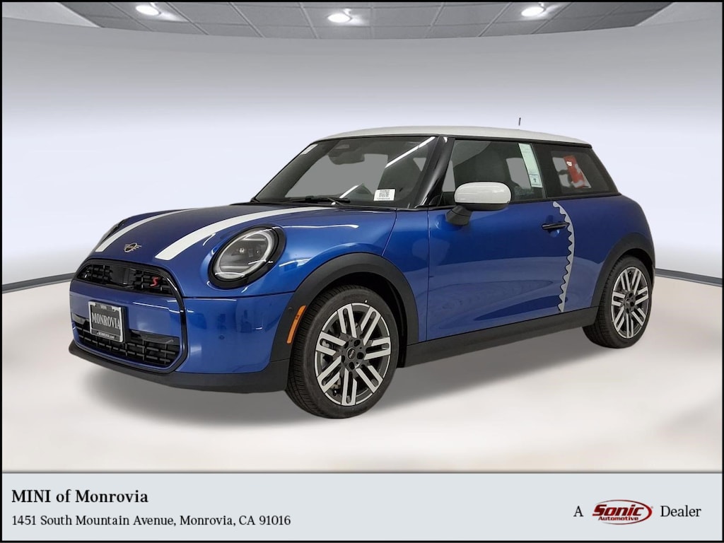 New 2026 MINI 2 Door Signature Plus Hatchback