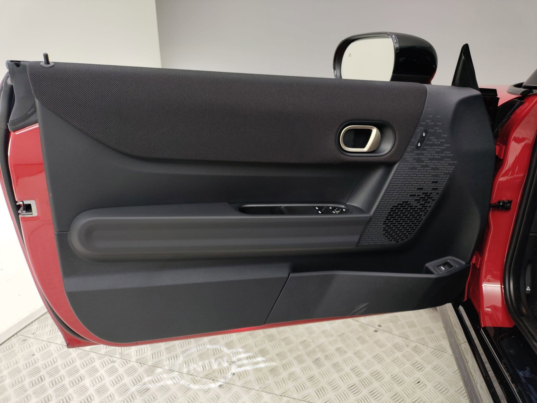 2026 MINI Hardtop 2 Door S - Photo 9