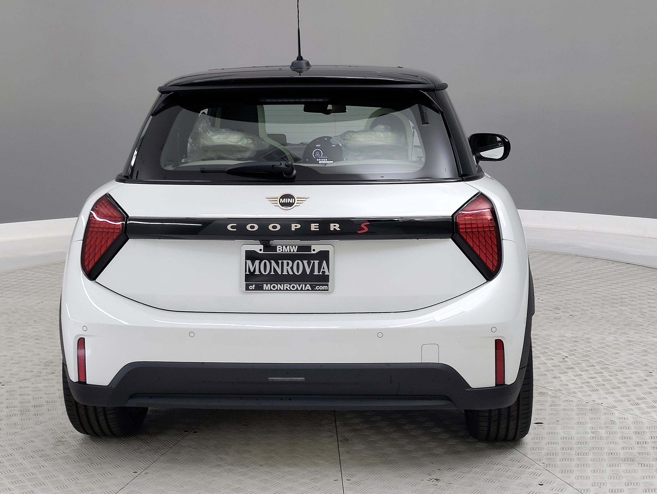 2026 MINI Hardtop 2 Door S - Photo 7