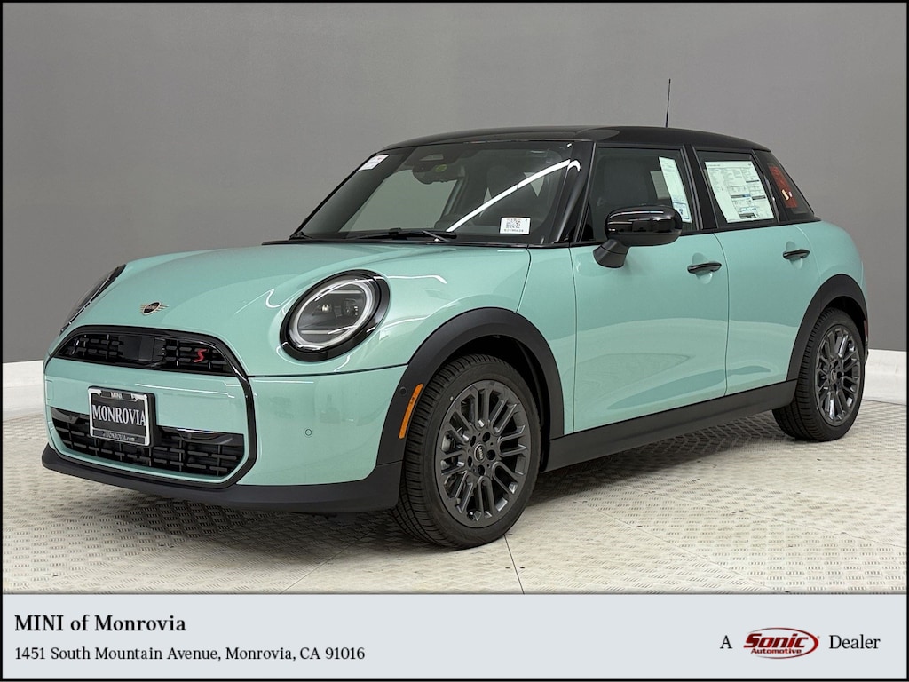 New 2027 MINI 4 Door Signature Plus Hatchback