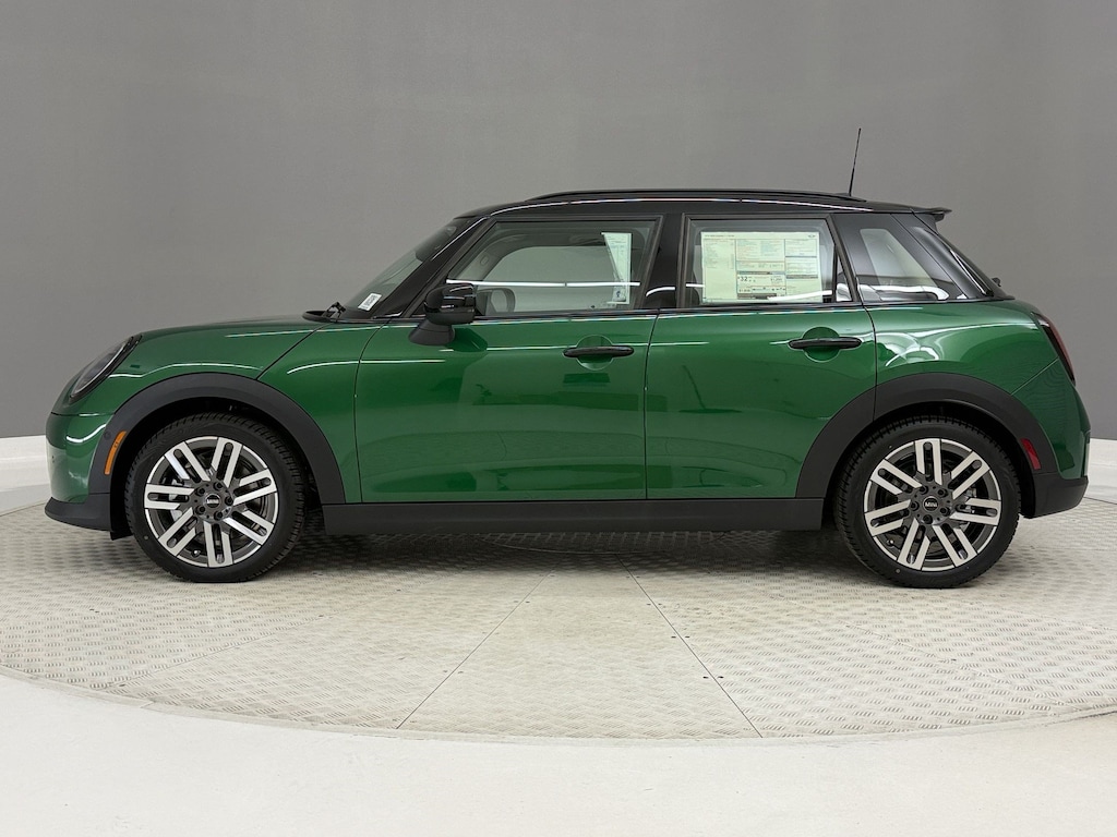 New 2026 MINI 4 Door Signature Plus Hatchback