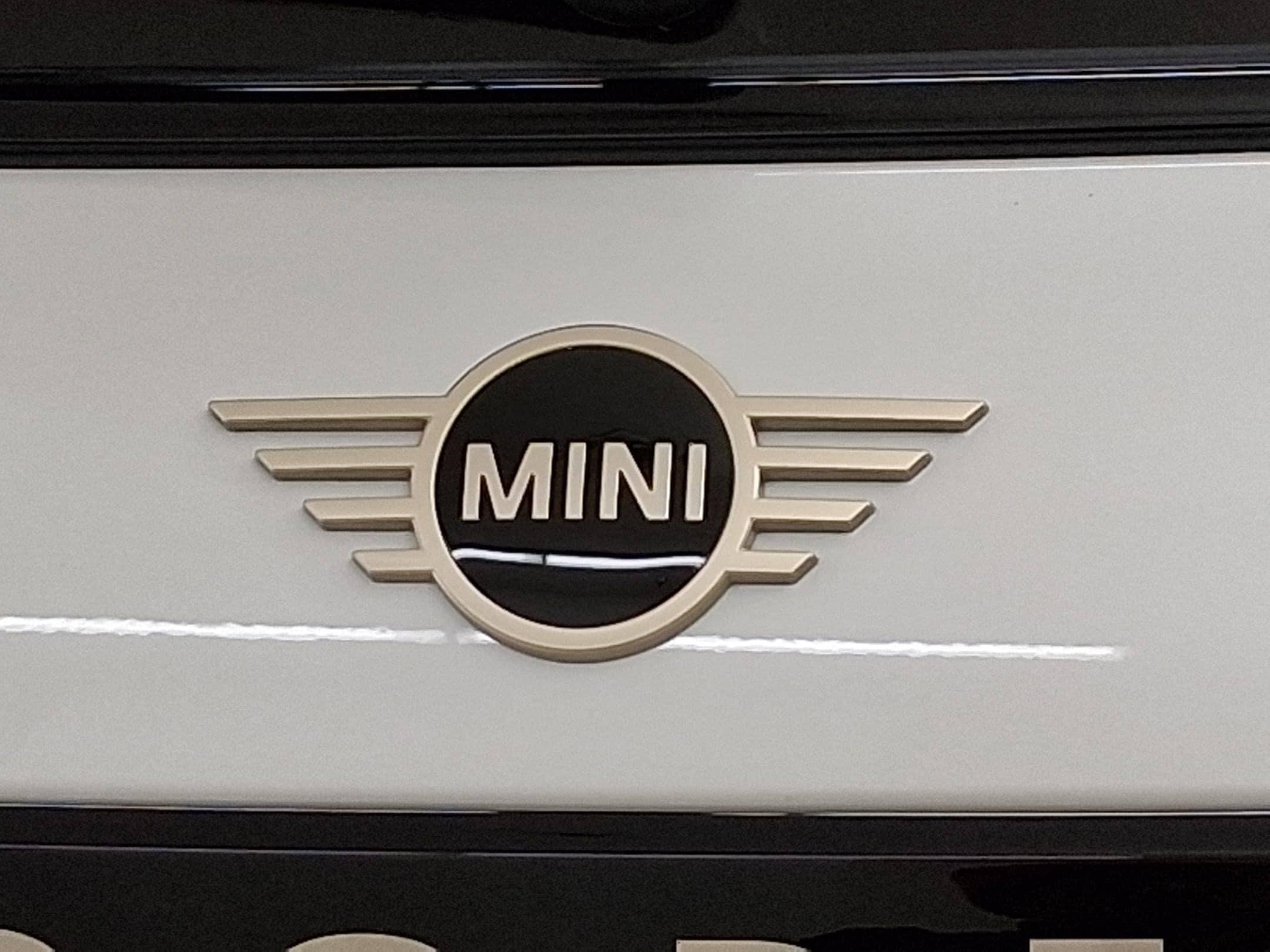 2026 MINI Hardtop 2 Door - Photo 18