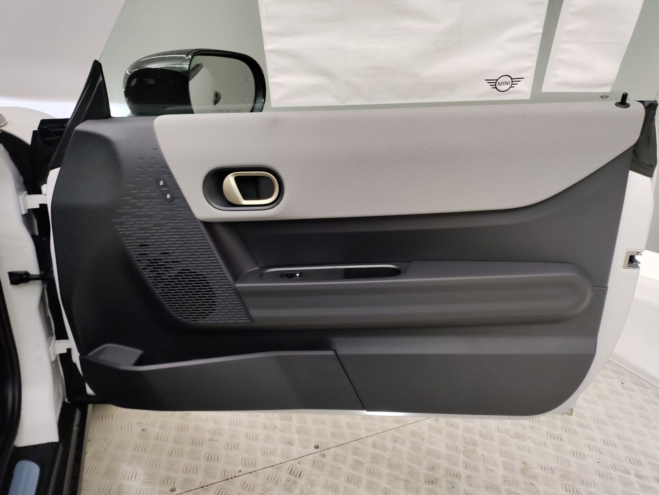 2026 MINI Hardtop 2 Door S - Photo 23