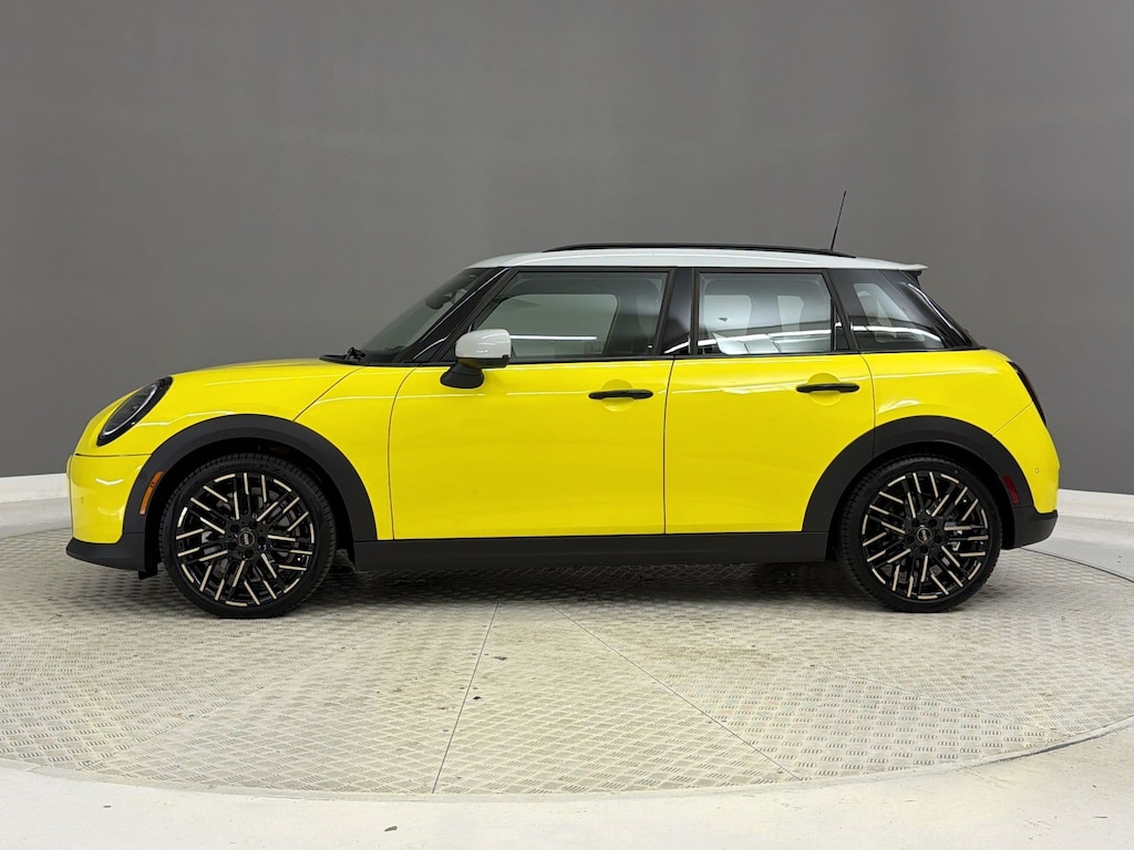 Used 2026 MINI Hardtop 4 Door Cooper S Hatchback