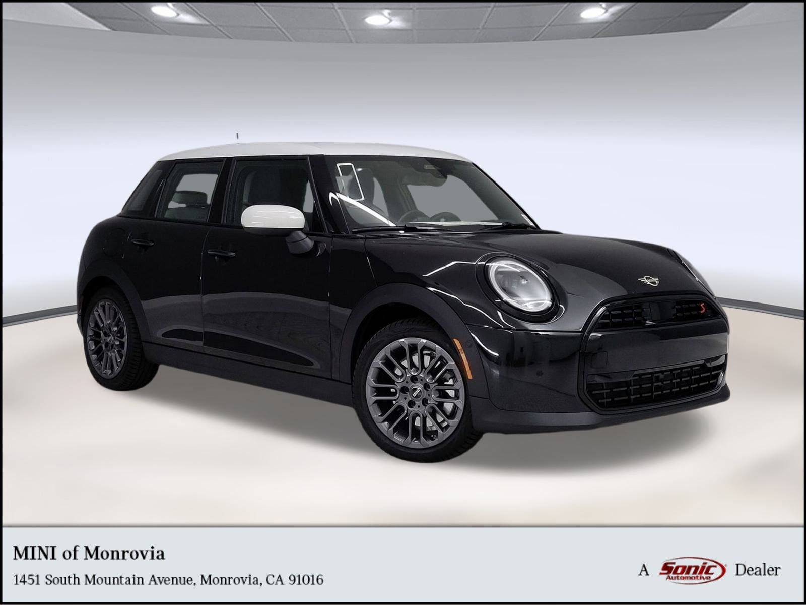 2026 MINI Hardtop 4 Door