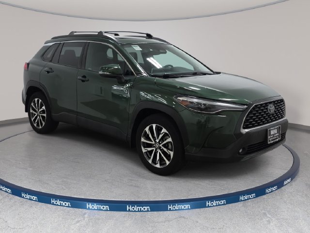 Used 2024 Toyota Corolla Cross XLE SUV