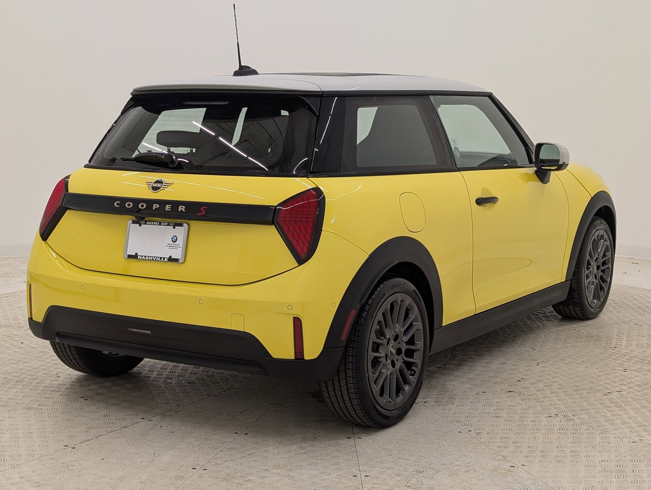 2026 MINI Hardtop 2 Door S - Photo 9
