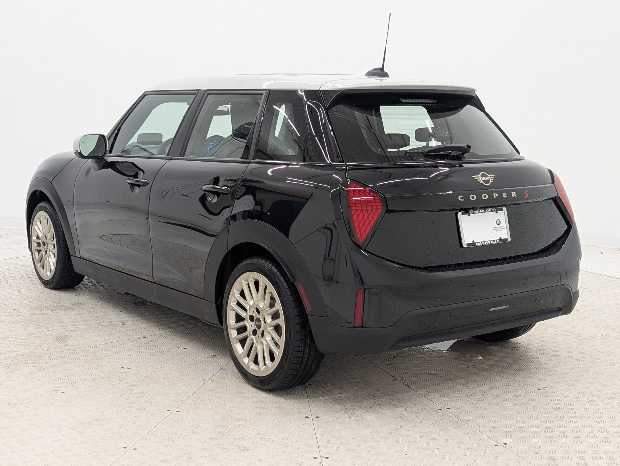 2026 MINI Hardtop 4 Door S - Photo 3