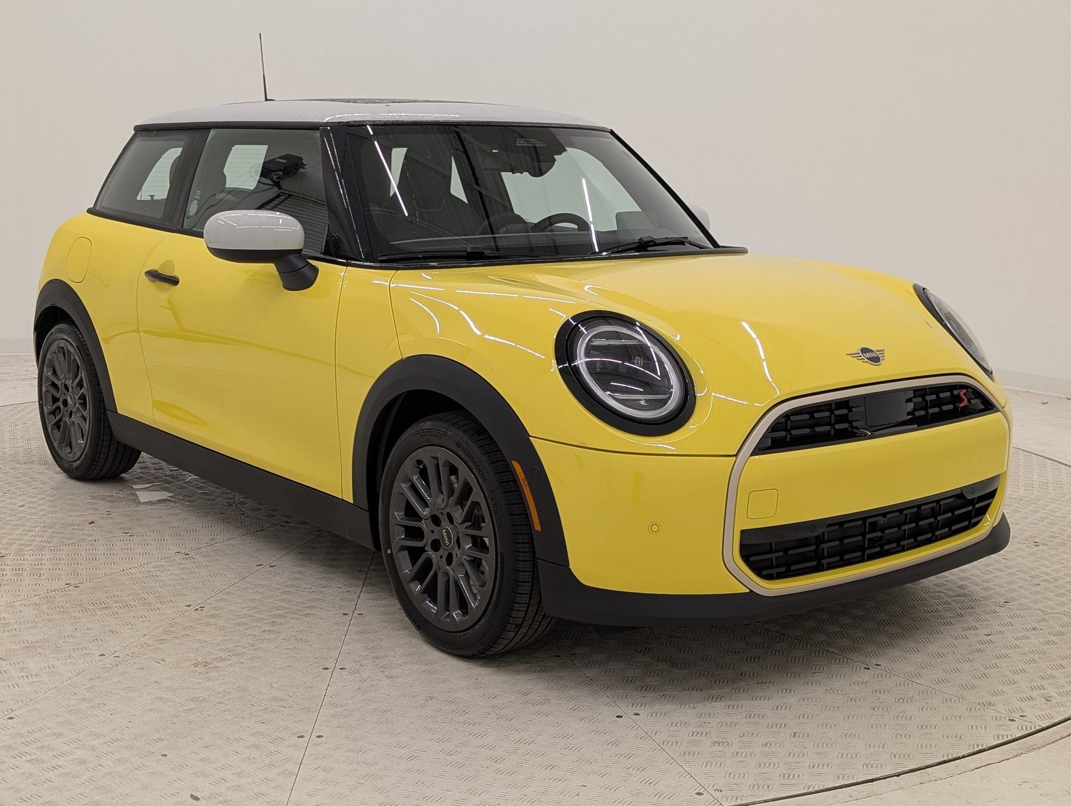 2026 MINI Hardtop 2 Door S - Photo 7