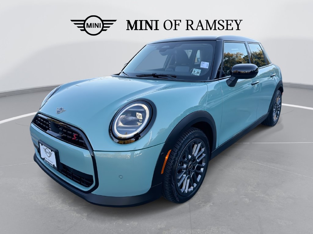 2025 MINI Hardtop 4 Door
