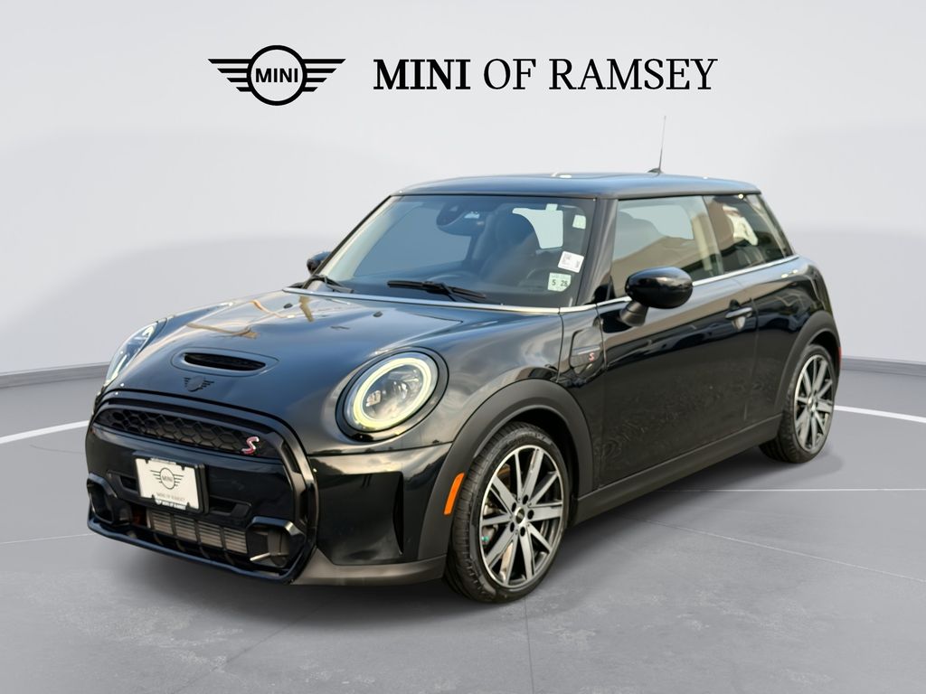 2024 MINI Hardtop 2 Door