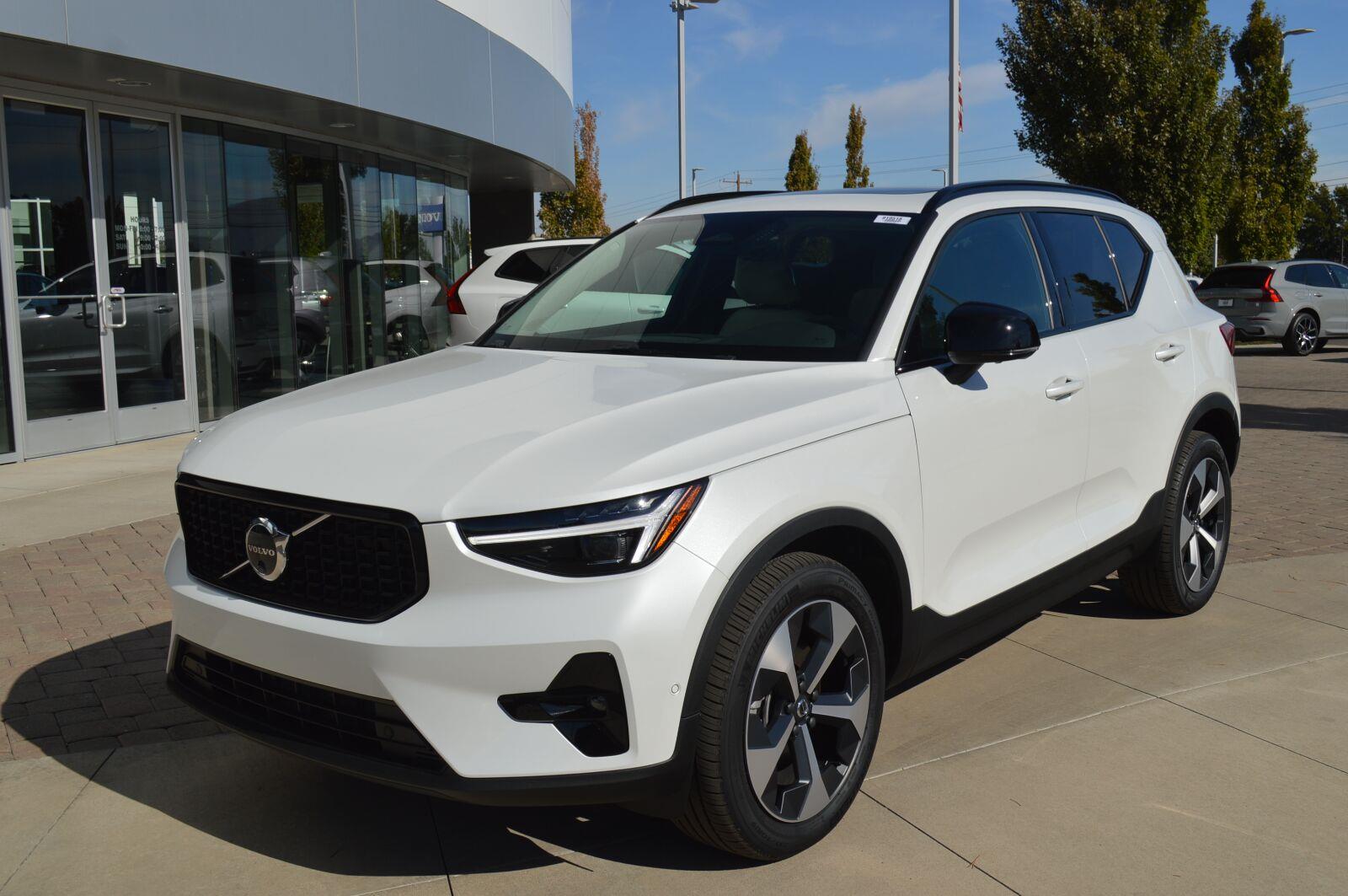 2026 Volvo XC40