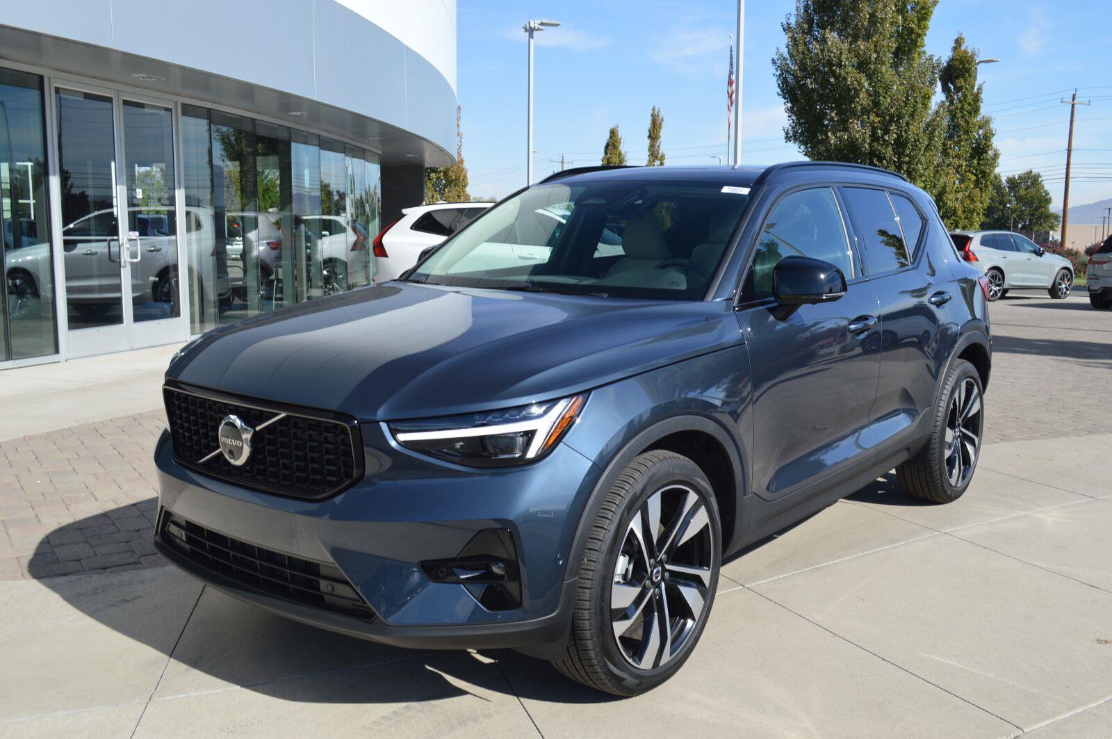 2026 Volvo XC40