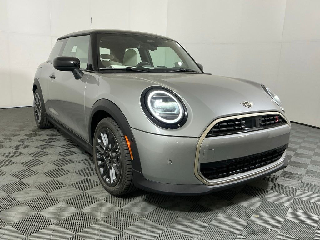 New 2026 MINI 2 Door Signature Plus Hatchback
