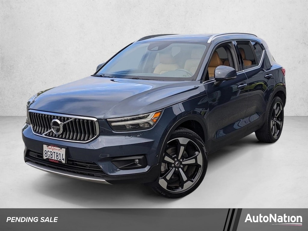 Used 2019 Volvo XC40 Inscription Sport Utility