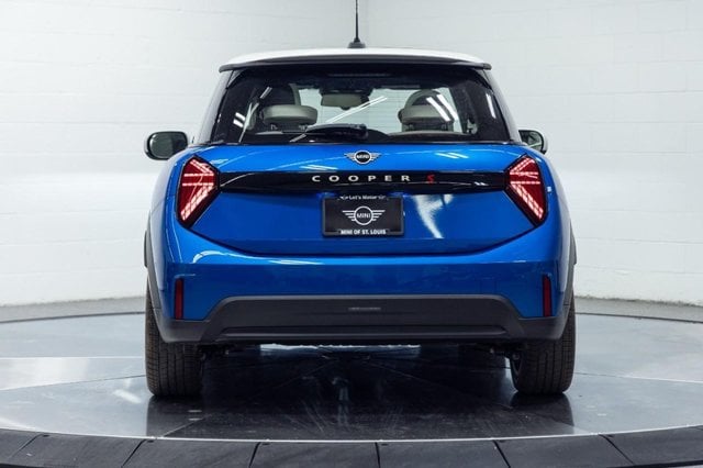 2026 MINI Hardtop 2 Door S - Photo 7