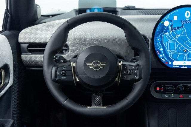 2026 MINI Hardtop 2 Door S - Photo 13