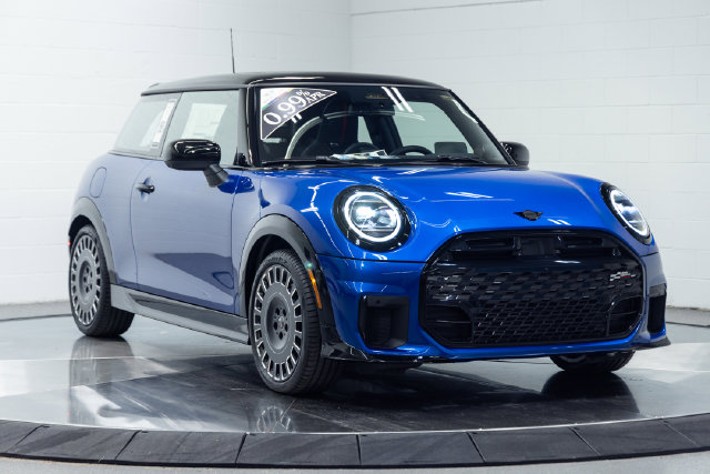 2026 MINI 2 Door Iconic
