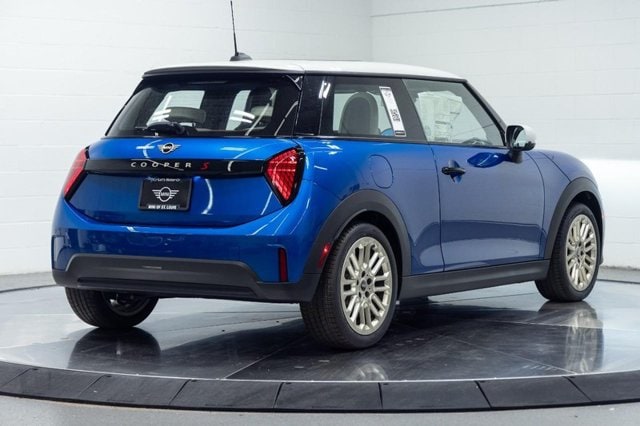 2026 MINI Hardtop 2 Door S - Photo 10