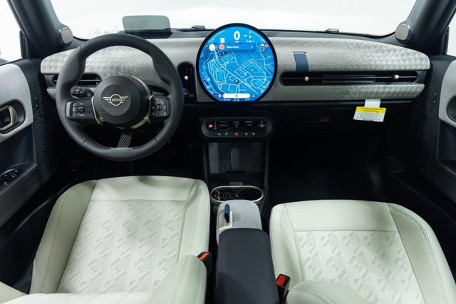 2026 MINI Hardtop 2 Door S - Photo 18