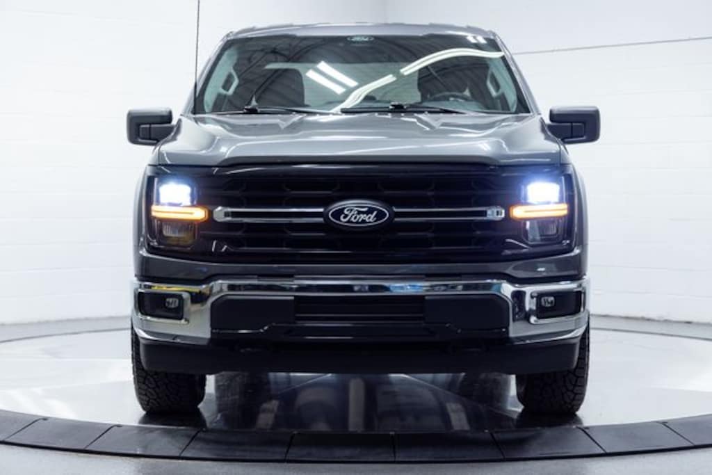 Used 2025 Ford F-150 XLT Truck SuperCrew Cab
